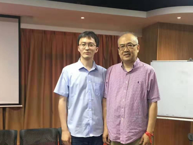 与精神科主治医师、家庭咨询师李莘老师